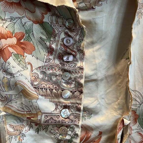 KRISTA LARSON 100% Silk Jacket - Picture 3 of 11